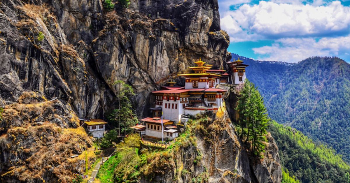 Read more about the article Paro Taktsang (Tiger’s Nest), the Sacred Place of Guru Rinpoche’s Enlightened Mind