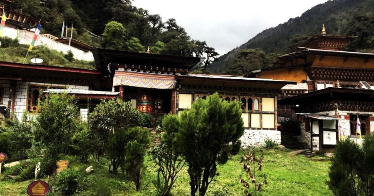 You are currently viewing Tshelung Ney, Guru Rinpoche’s Sacred Place of Prophetic Longevity