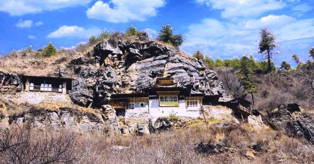 4 Sacred Cliffs of Guru Rinpoche