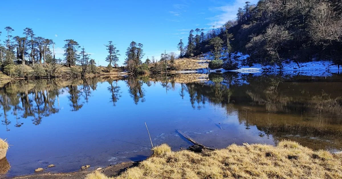 Read more about the article Jo Bay Tsho, a Hidden Lake with a Golden Pillar in Haa
