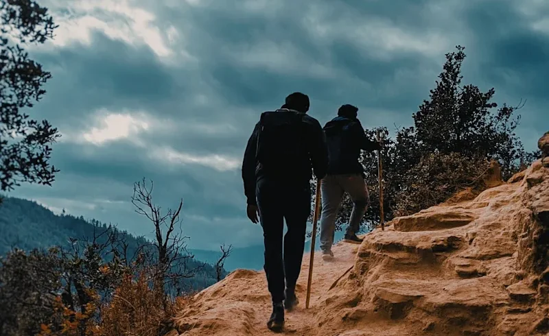 December_hike_to_Tiger-s_Nest